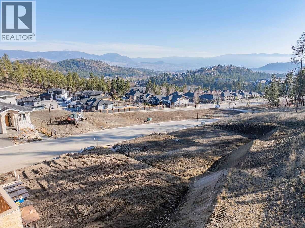 1432 Whistling Pine Place, Kelowna, British Columbia  V1V 0J3 - Photo 3 - 10375916