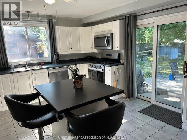 38 Blythewood Crescent, Chatham, Ontario  N7M 5N4 - Photo 10 - 25023929