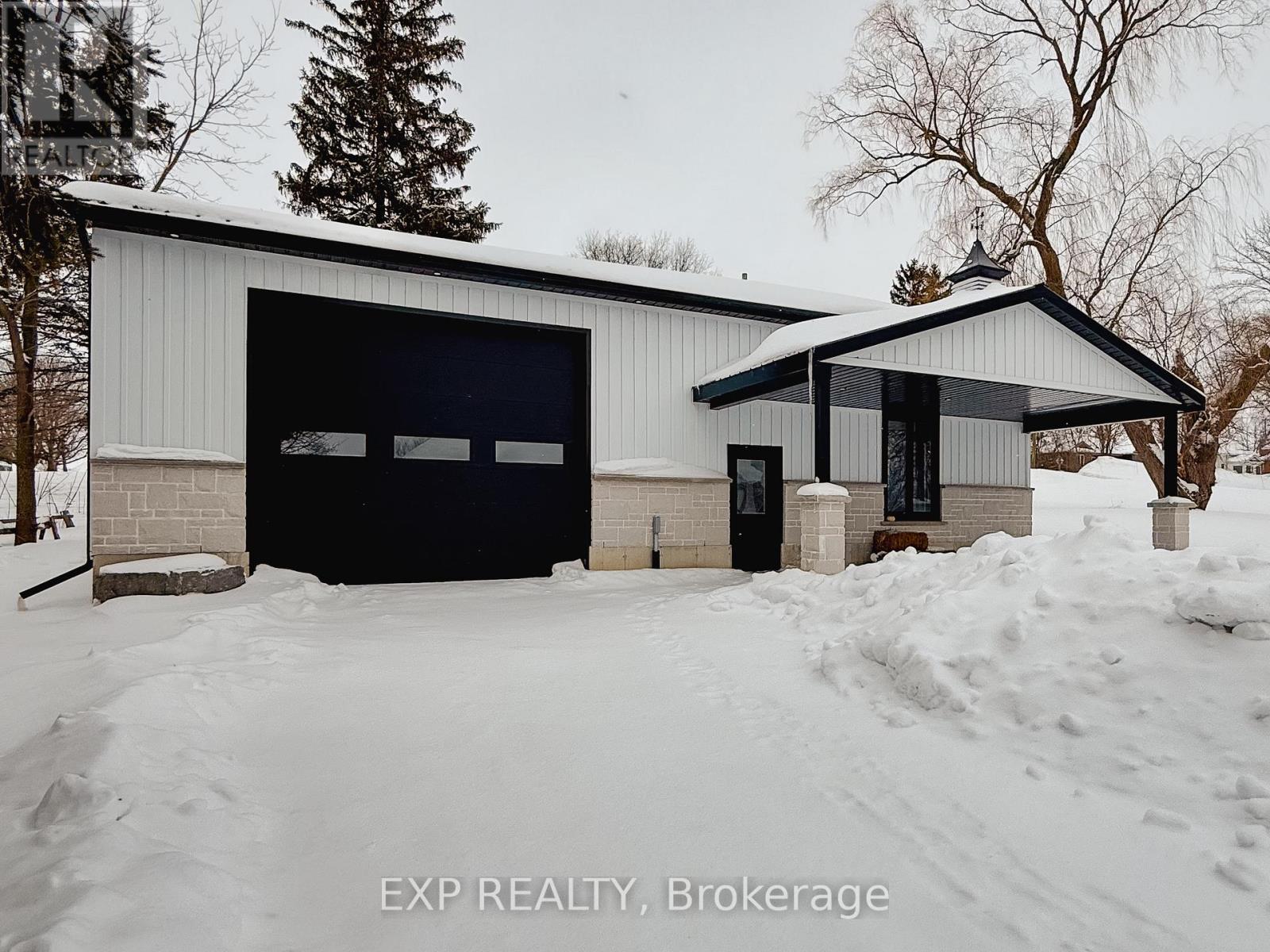 86710b Molesworth Line, Huron East, Ontario  N4W 3G6 - Photo 2 - X12781800