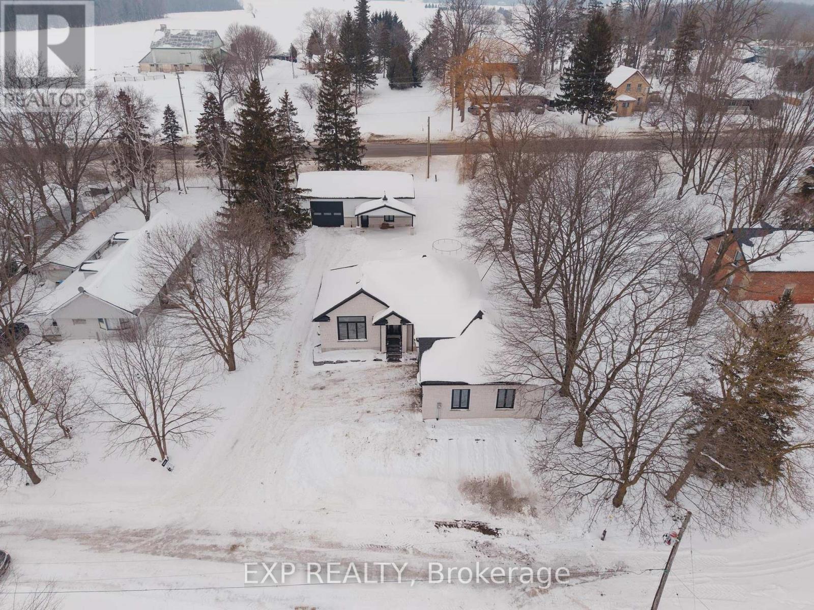 86710b Molesworth Line, Huron East, Ontario  N4W 3G6 - Photo 3 - X12781800