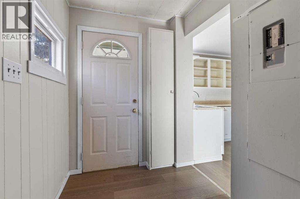 221 1 Street N, Milo, Alberta  T0L 1L0 - Photo 3 - A2285615