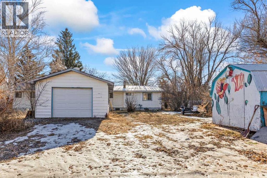 221 1 Street N, Milo, Alberta  T0L 1L0 - Photo 30 - A2285615