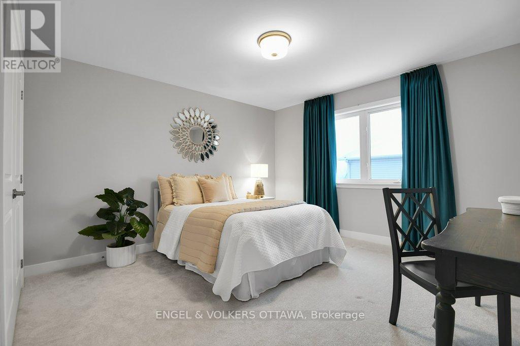 134 Winterhaven Drive, Ottawa, Ontario  K1W 0H4 - Photo 26 - X12785488