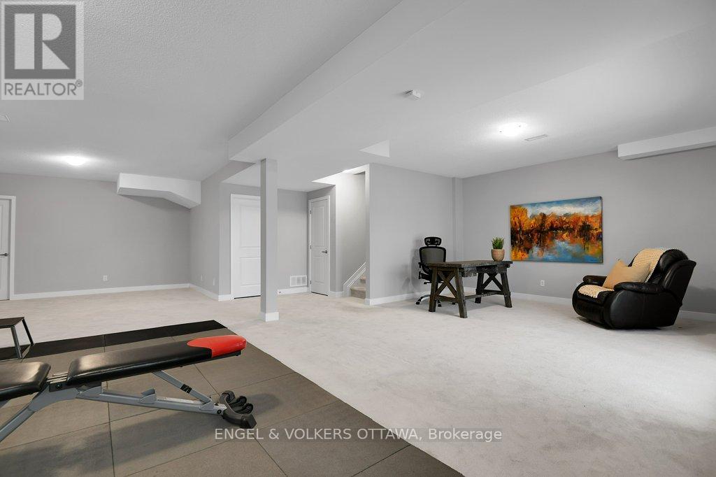 134 Winterhaven Drive, Ottawa, Ontario  K1W 0H4 - Photo 35 - X12785488