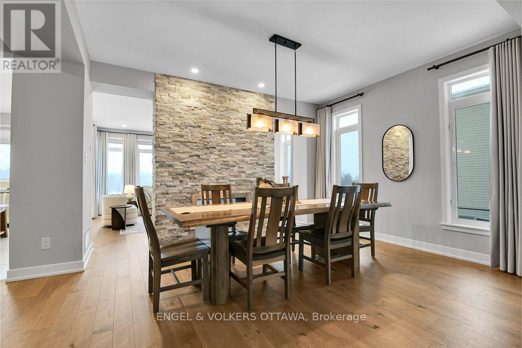 134 Winterhaven Drive, Ottawa, Ontario  K1W 0H4 - Photo 8 - X12785488