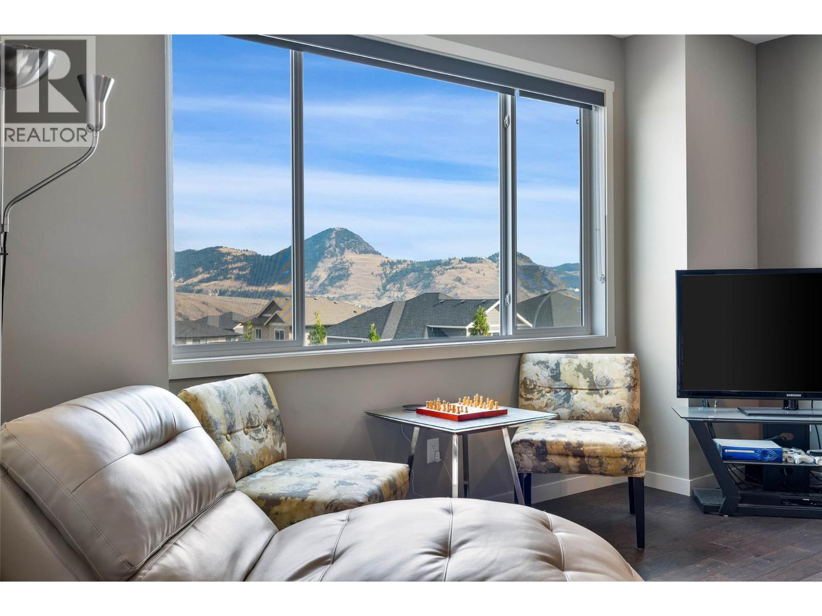 2209 Saddleback Drive, Kamloops, British Columbia  V2B 0G7 - Photo 8 - 10375841