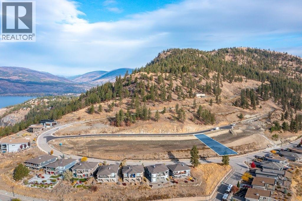 9240 Morning Glory Place, Vernon, British Columbia  V1H 0B6 - Photo 2 - 10375642