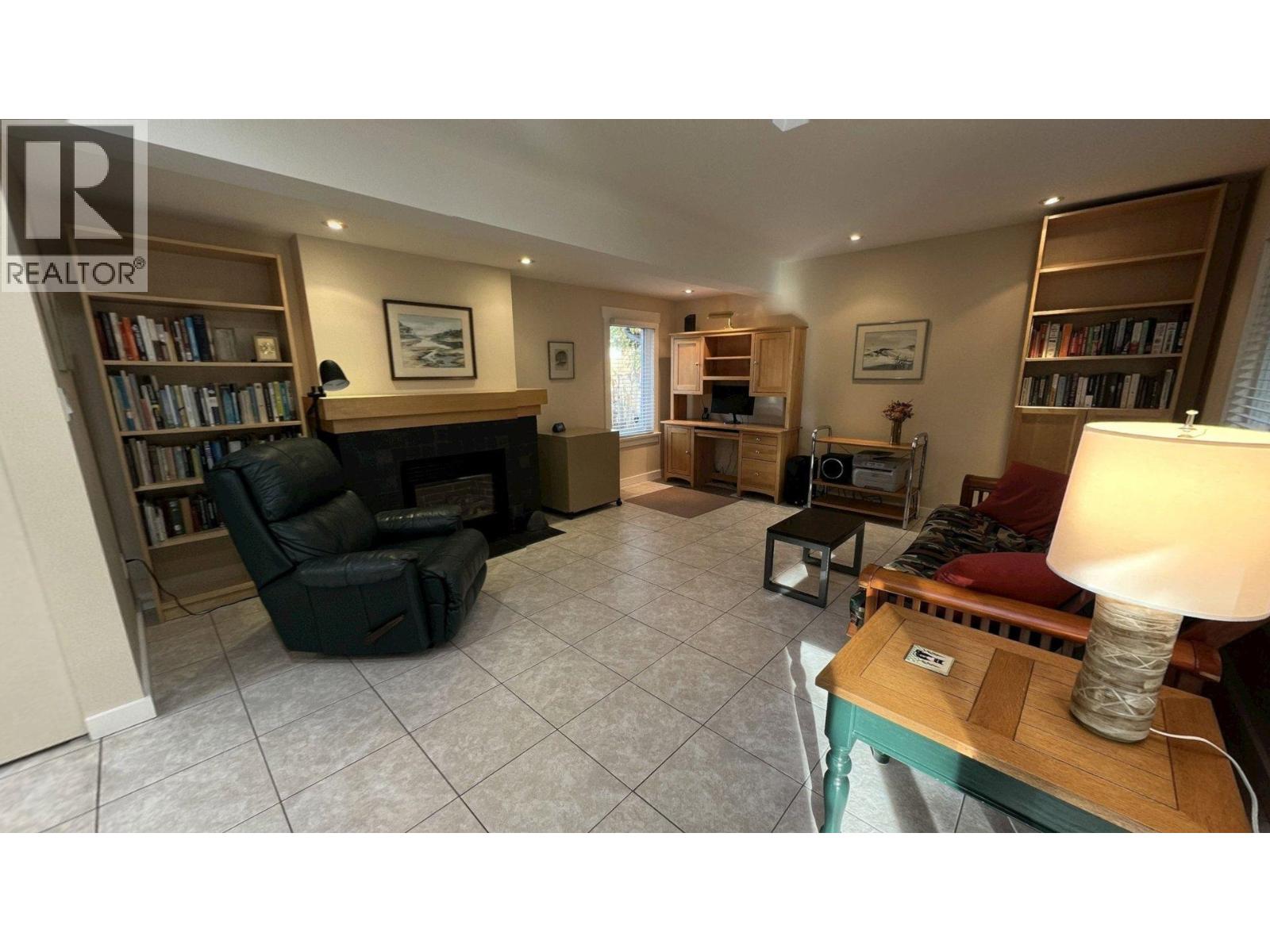 3474 Greentree Lane, North Vancouver, British Columbia  V7R 4C4 - Photo 6 - R3089584