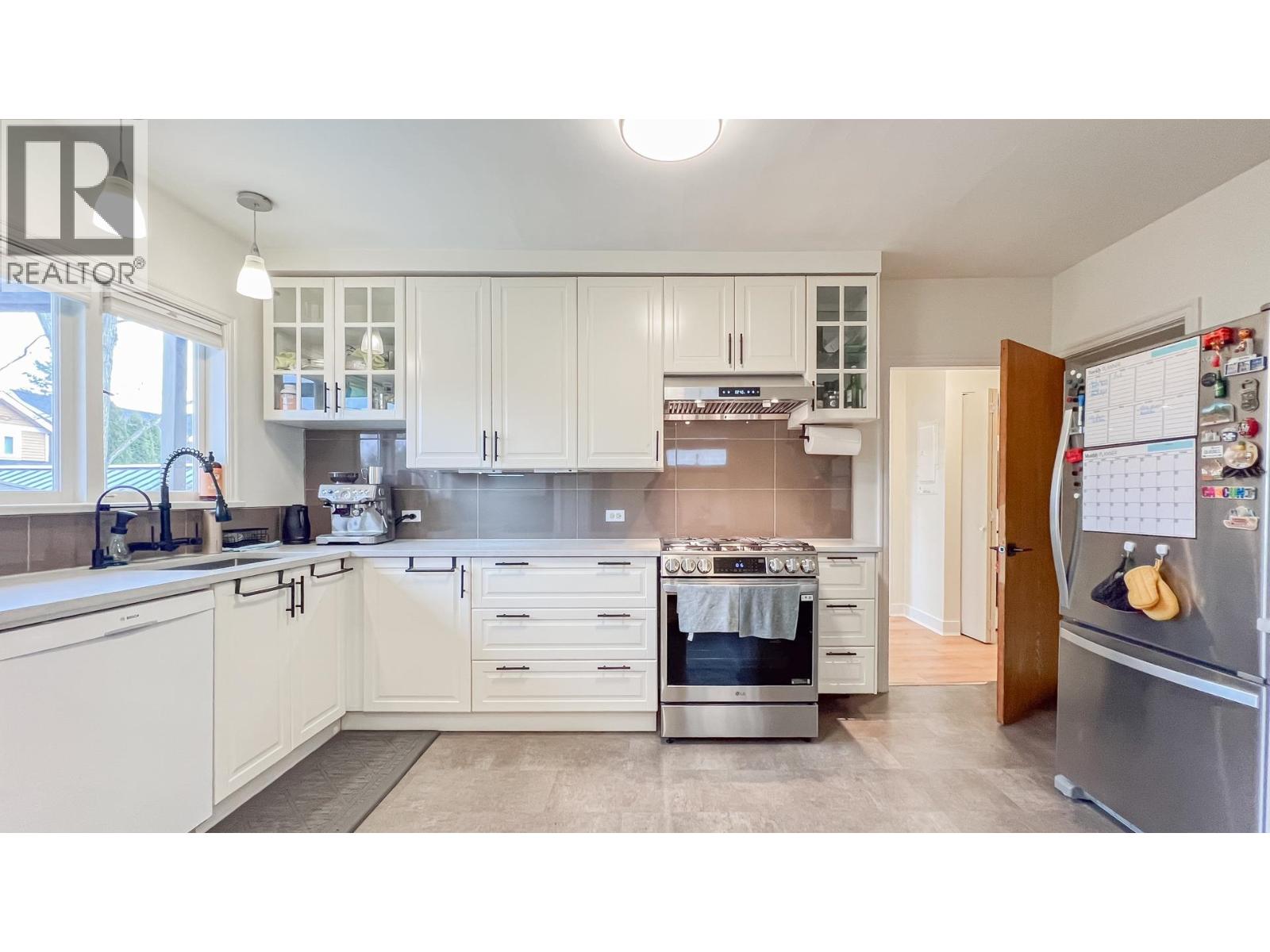 1165 E 26th Avenue, Vancouver, British Columbia  V5V 2J8 - Photo 6 - R3089611