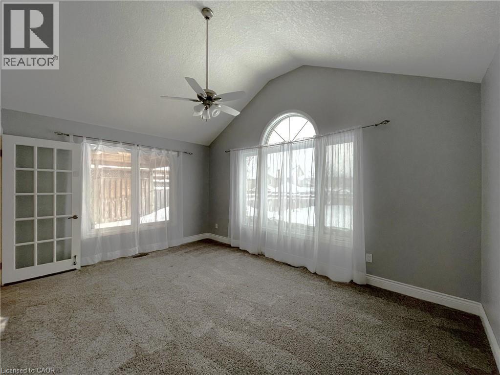 443 Lausanne Crescent, Waterloo, Ontario  N2T 2X4 - Photo 18 - 40801563