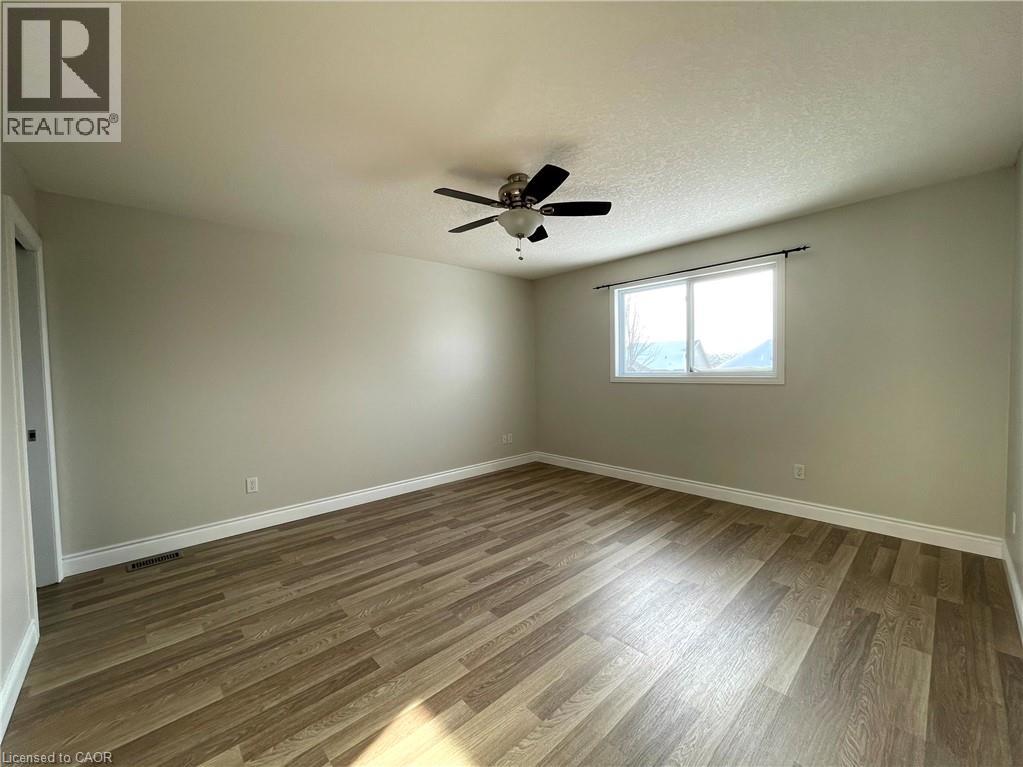 443 Lausanne Crescent, Waterloo, Ontario  N2T 2X4 - Photo 24 - 40801563