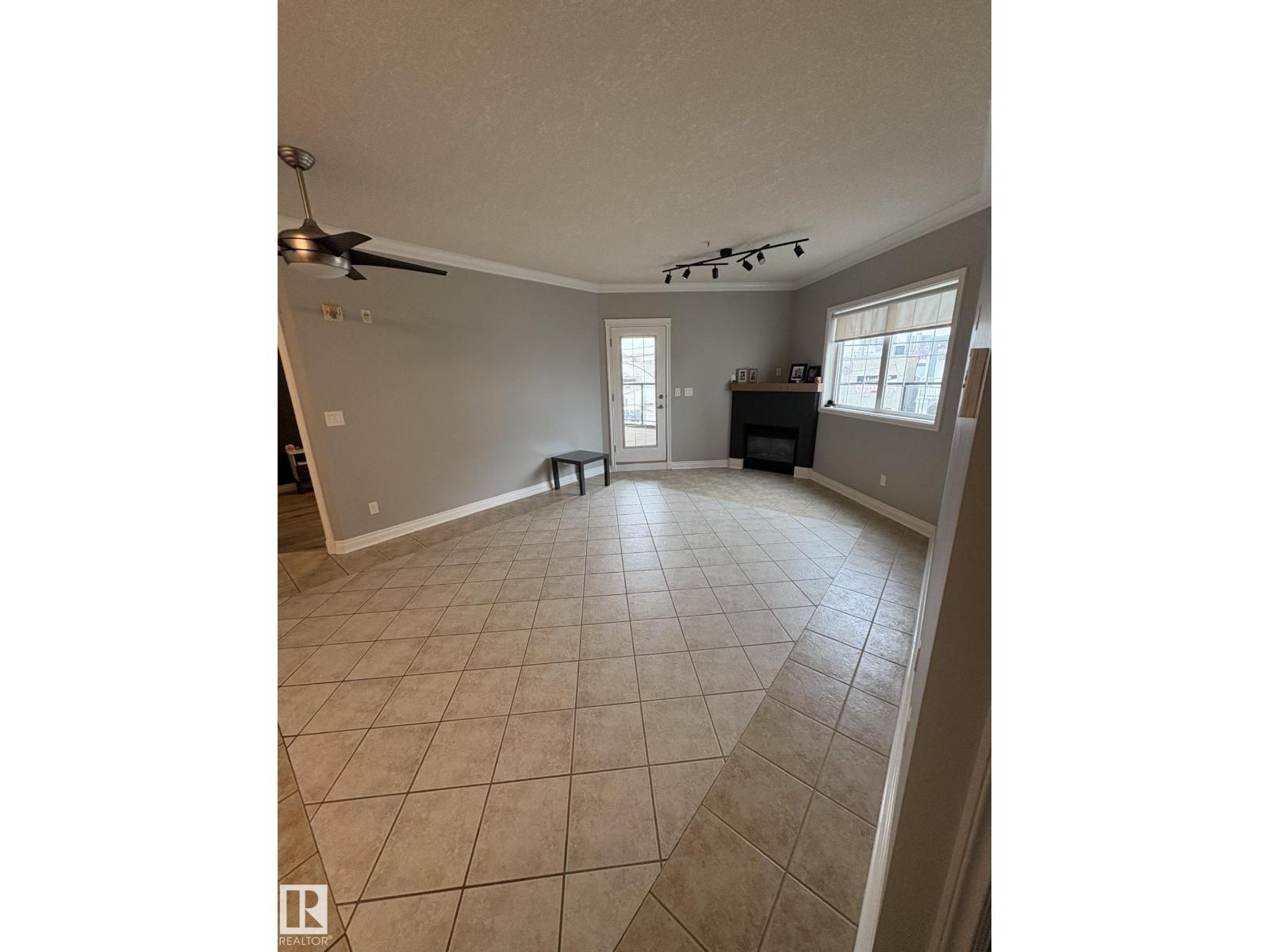 #209 10116 80 Av Nw, Edmonton, Alberta T6E 6V7 - Photo 11 - E4473365