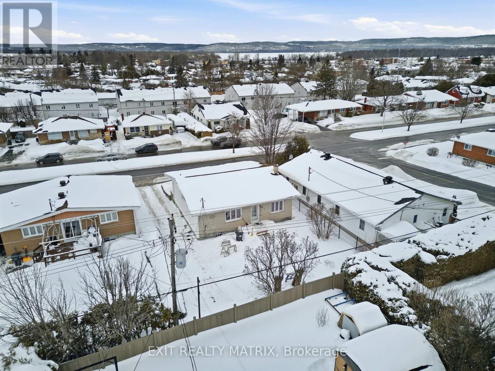 805 Cartier Boulevard, Hawkesbury, Ontario  K6A 1W9 - Photo 40 - X12785492