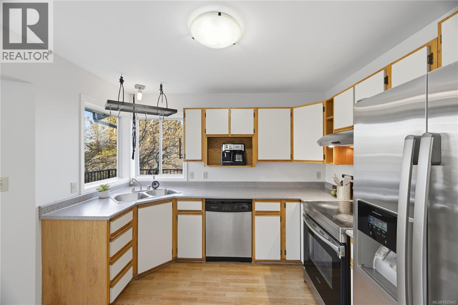 628 Cairndale Rd, Colwood, British Columbia  V9C 2R2 - Photo 13 - 1025942