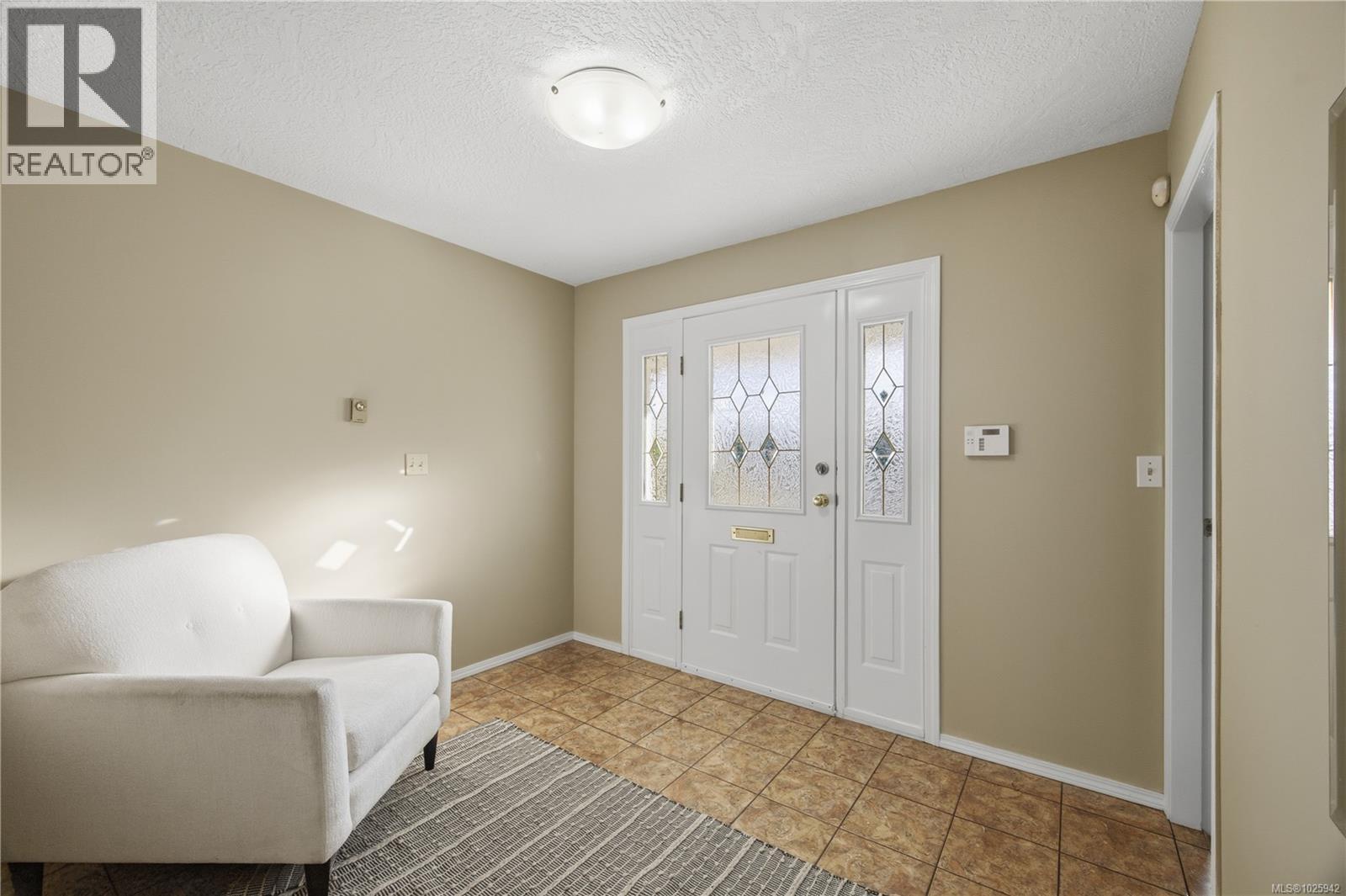 628 Cairndale Rd, Colwood, British Columbia  V9C 2R2 - Photo 34 - 1025942