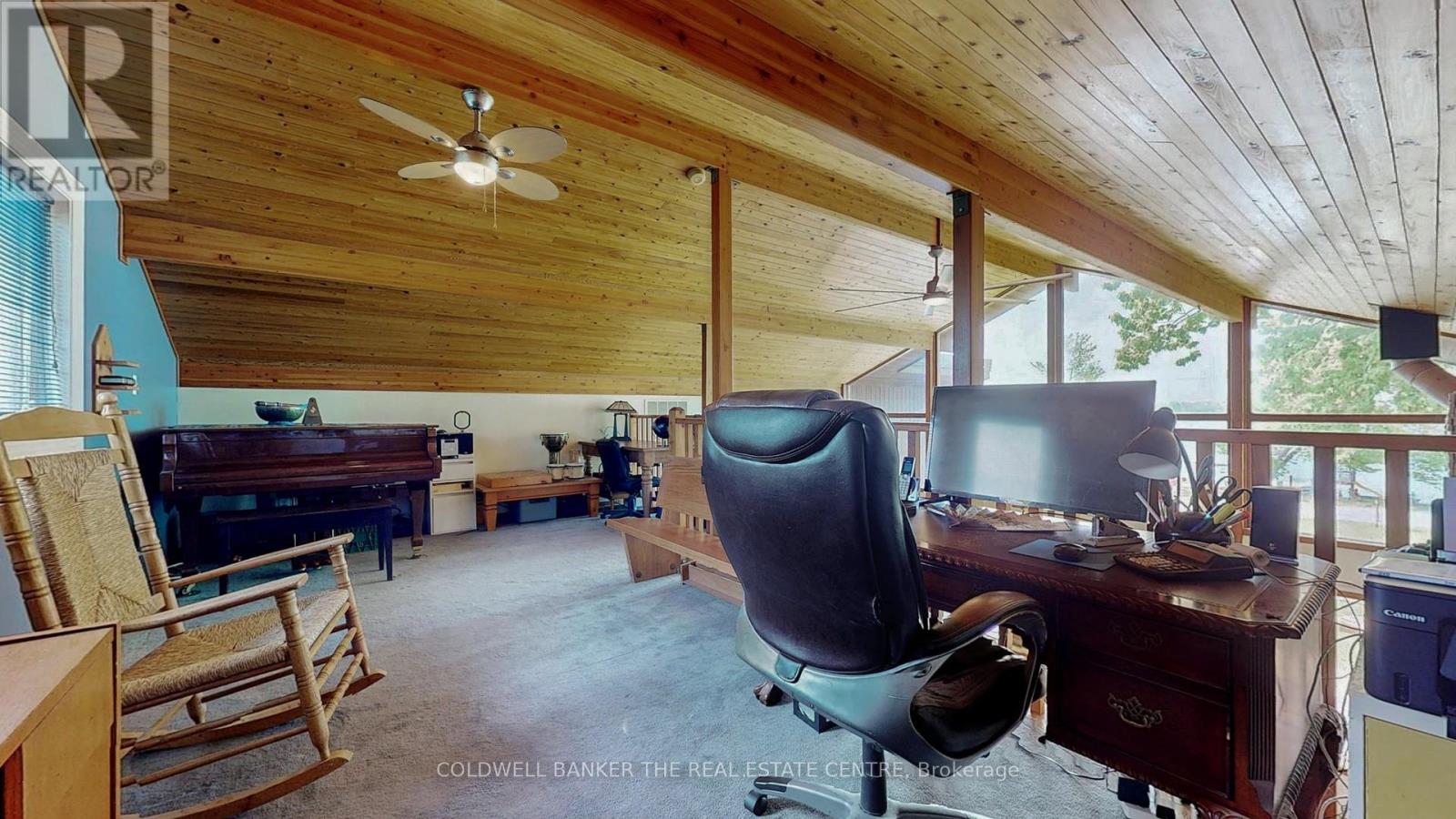 33 Lake Drive E, Georgina, Ontario  L4P 3E9 - Photo 12 - N12785520