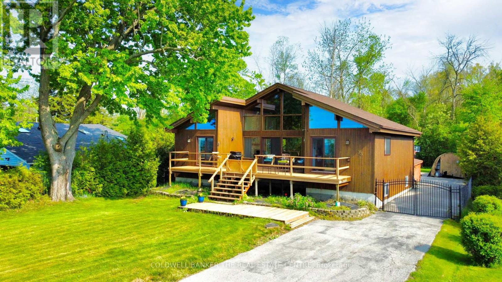 33 Lake Drive E, Georgina, Ontario  L4P 3E9 - Photo 19 - N12785520