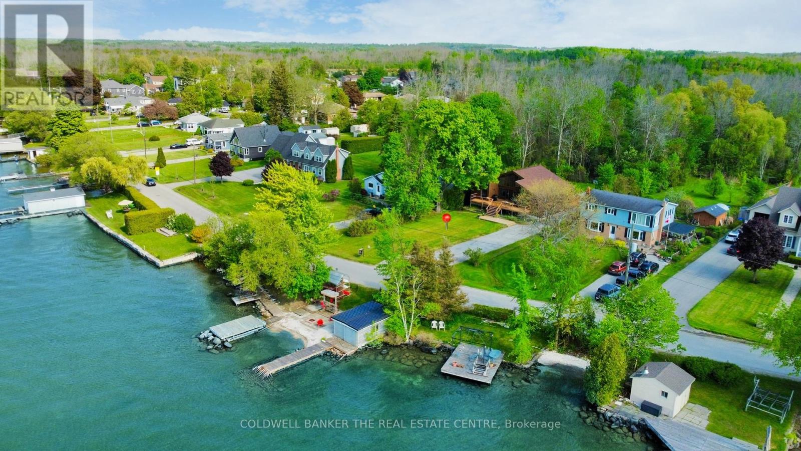 33 Lake Drive E, Georgina, Ontario  L4P 3E9 - Photo 24 - N12785520