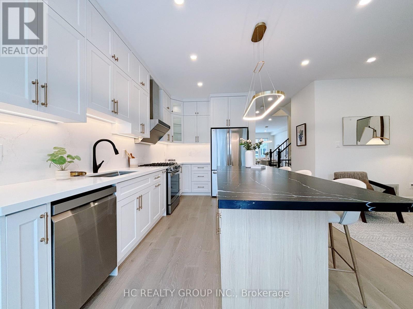 43 Sedgeway Heights, Vaughan, Ontario  L4H 3A9 - Photo 11 - N12785490