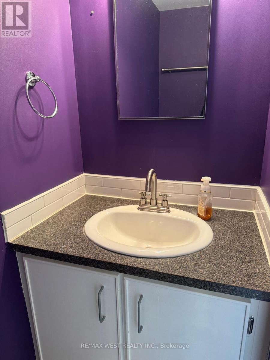 43 Clover Avenue, Barrie, Ontario  L4N 5E2 - Photo 23 - S12776048