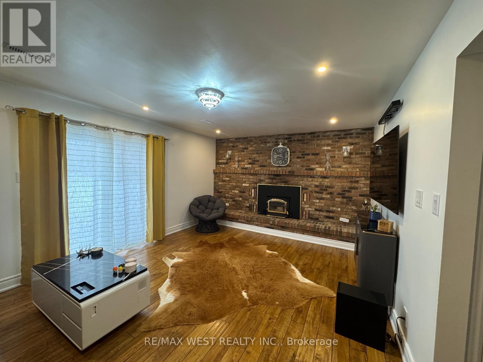 43 Clover Avenue, Barrie, Ontario  L4N 5E2 - Photo 14 - S12776048