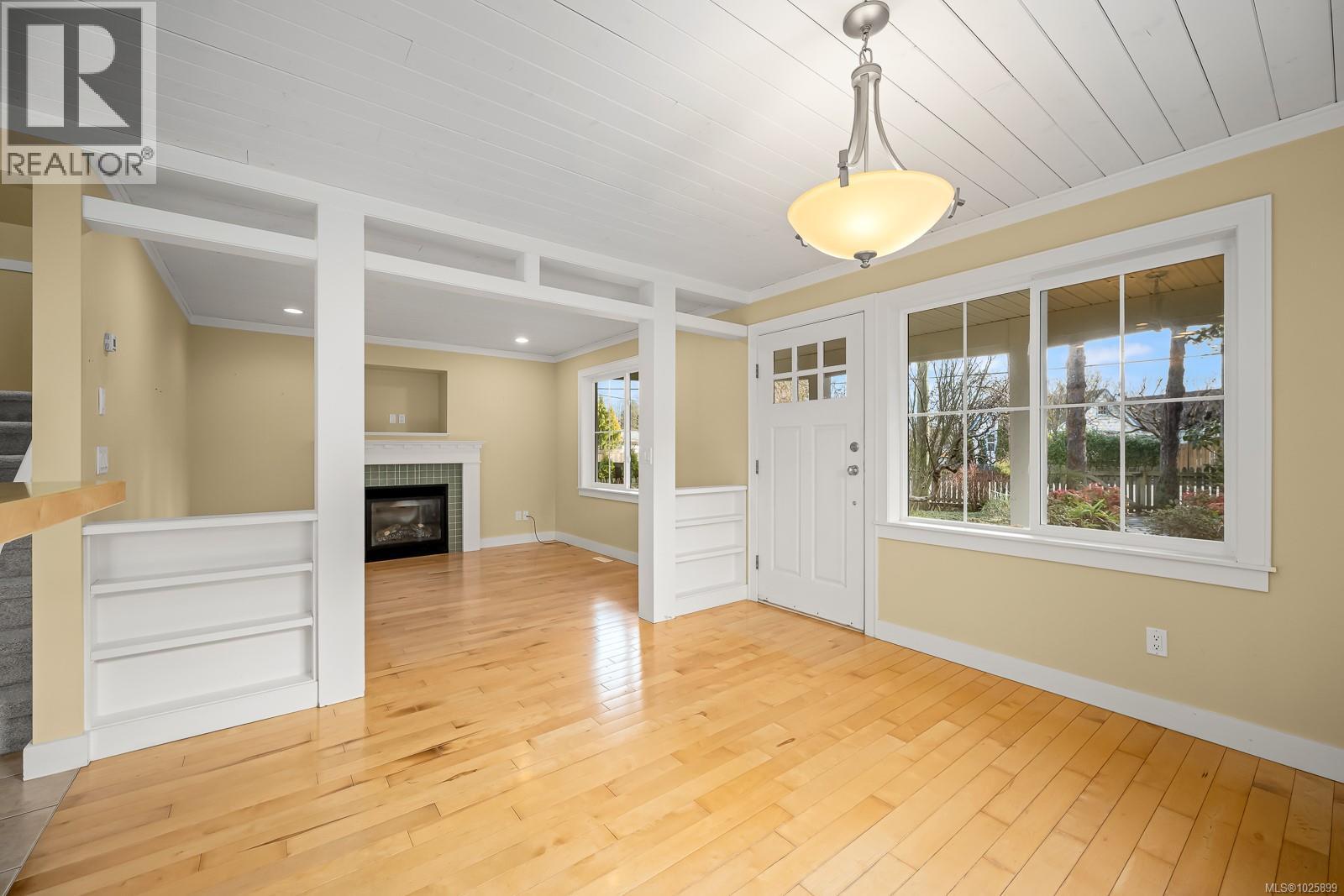 1013 5th St, Courtenay, British Columbia  V9N 1L3 - Photo 8 - 1025899