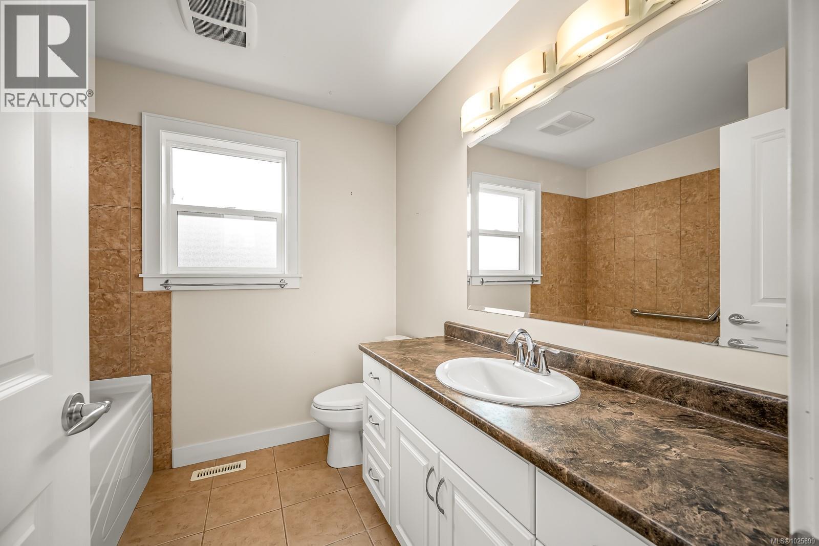 1013 5th St, Courtenay, British Columbia  V9N 1L3 - Photo 22 - 1025899