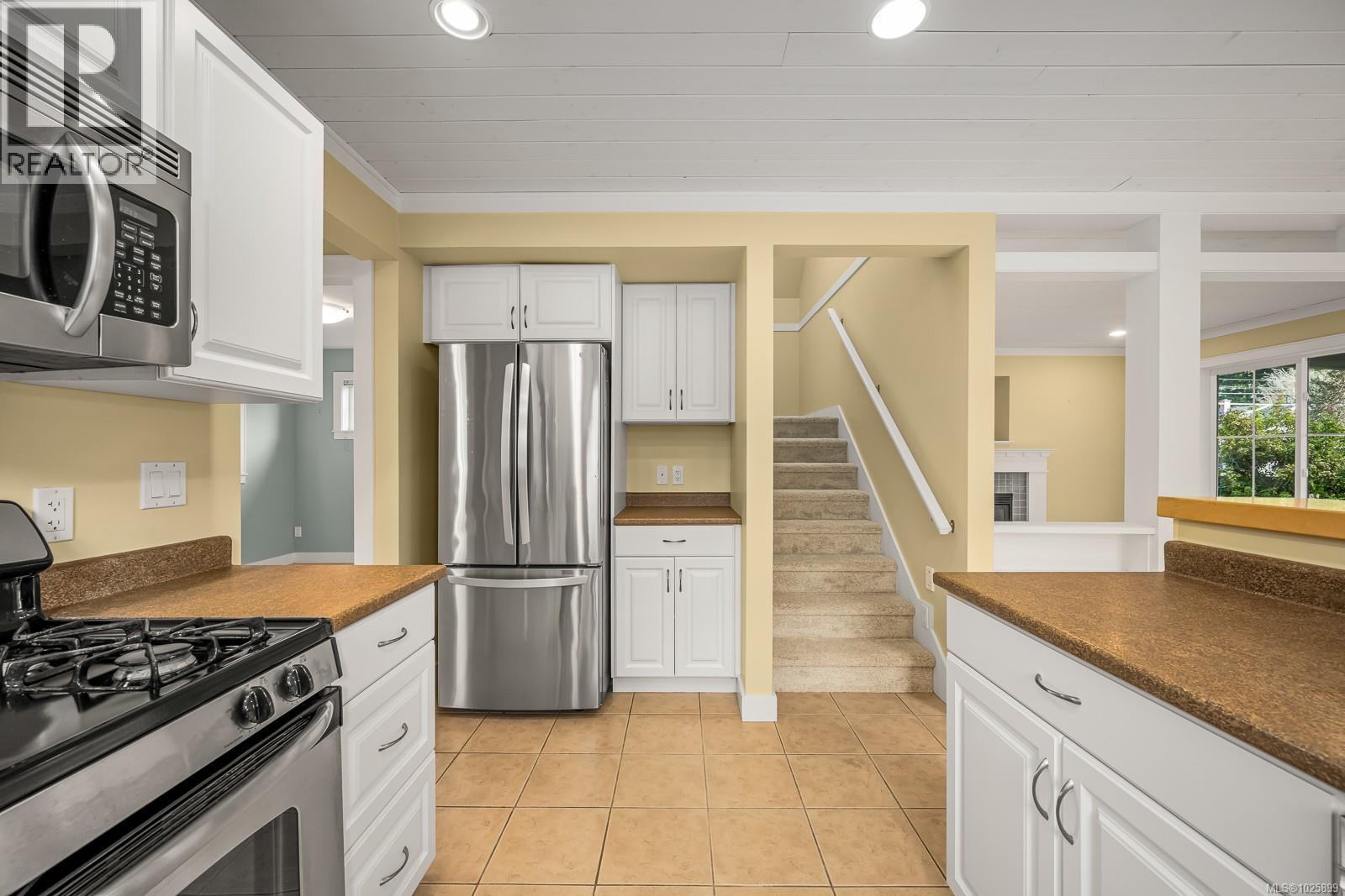 1013 5th St, Courtenay, British Columbia  V9N 1L3 - Photo 25 - 1025899