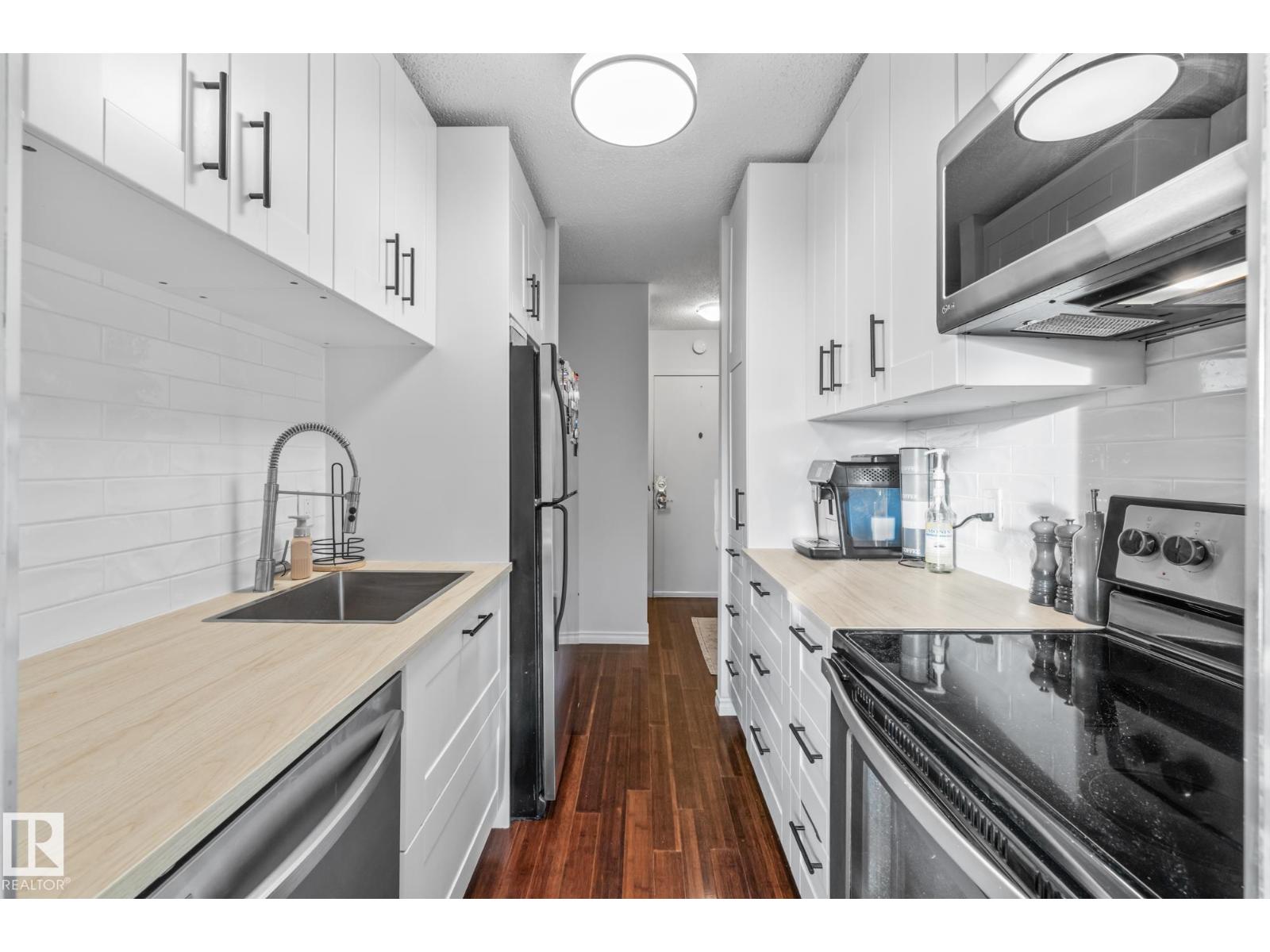 #1502 9909 110 St Nw, Edmonton, Alberta  T5K 2E5 - Photo 4 - E4473369