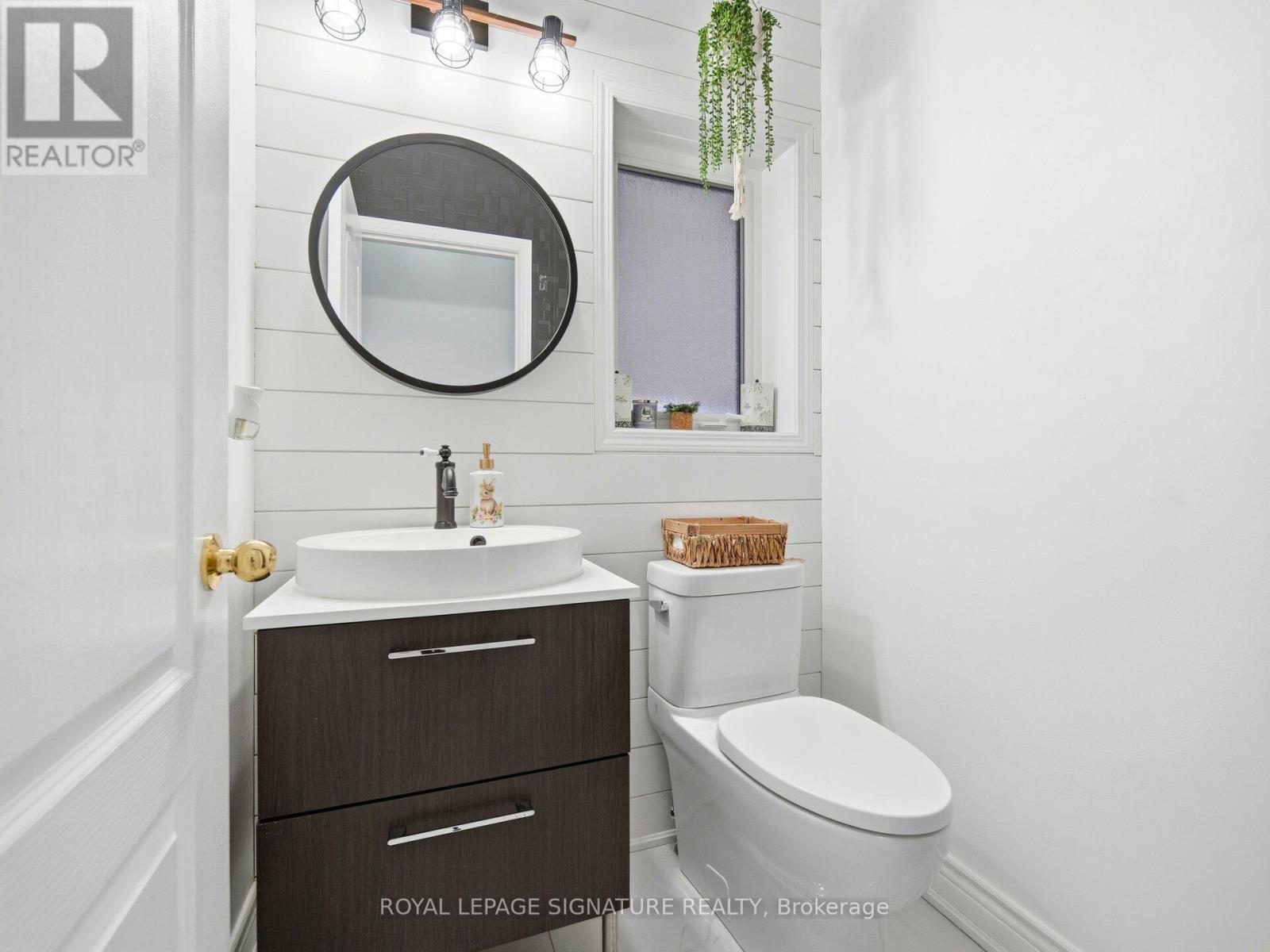 32 Toddville Road, Brampton, Ontario  L6P 3A3 - Photo 20 - W12785498