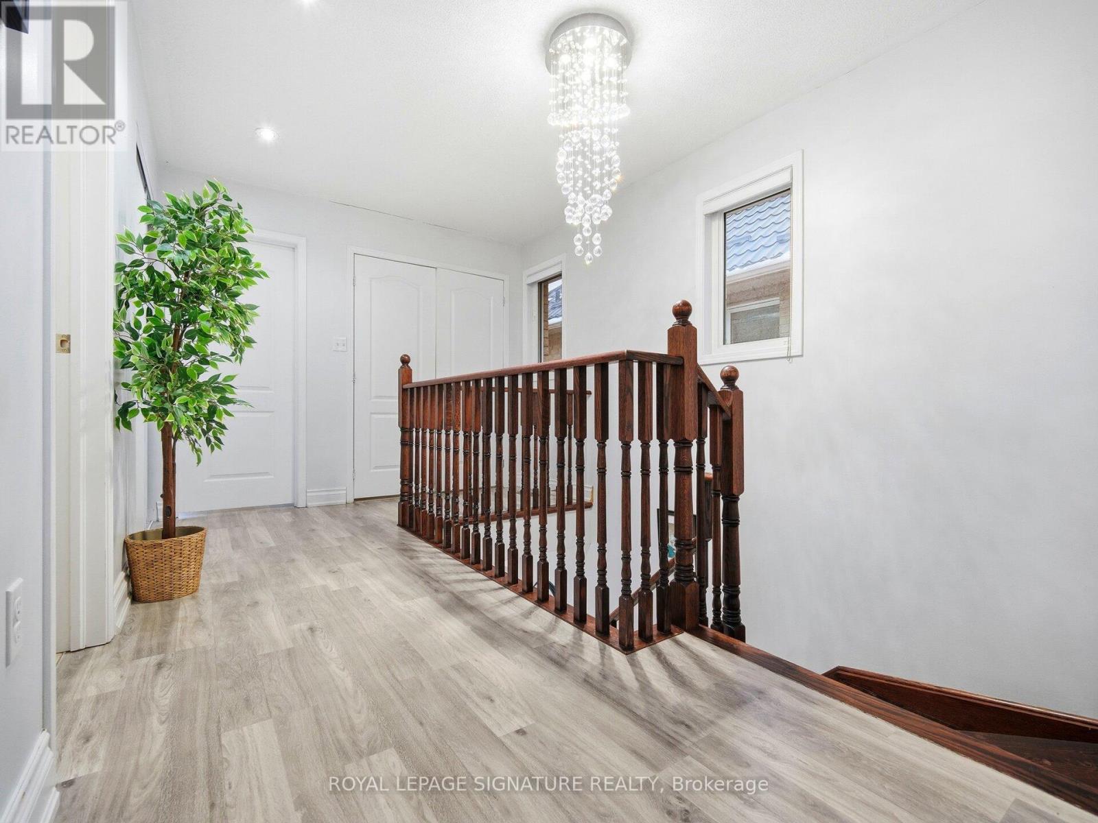 32 Toddville Road, Brampton, Ontario  L6P 3A3 - Photo 22 - W12785498