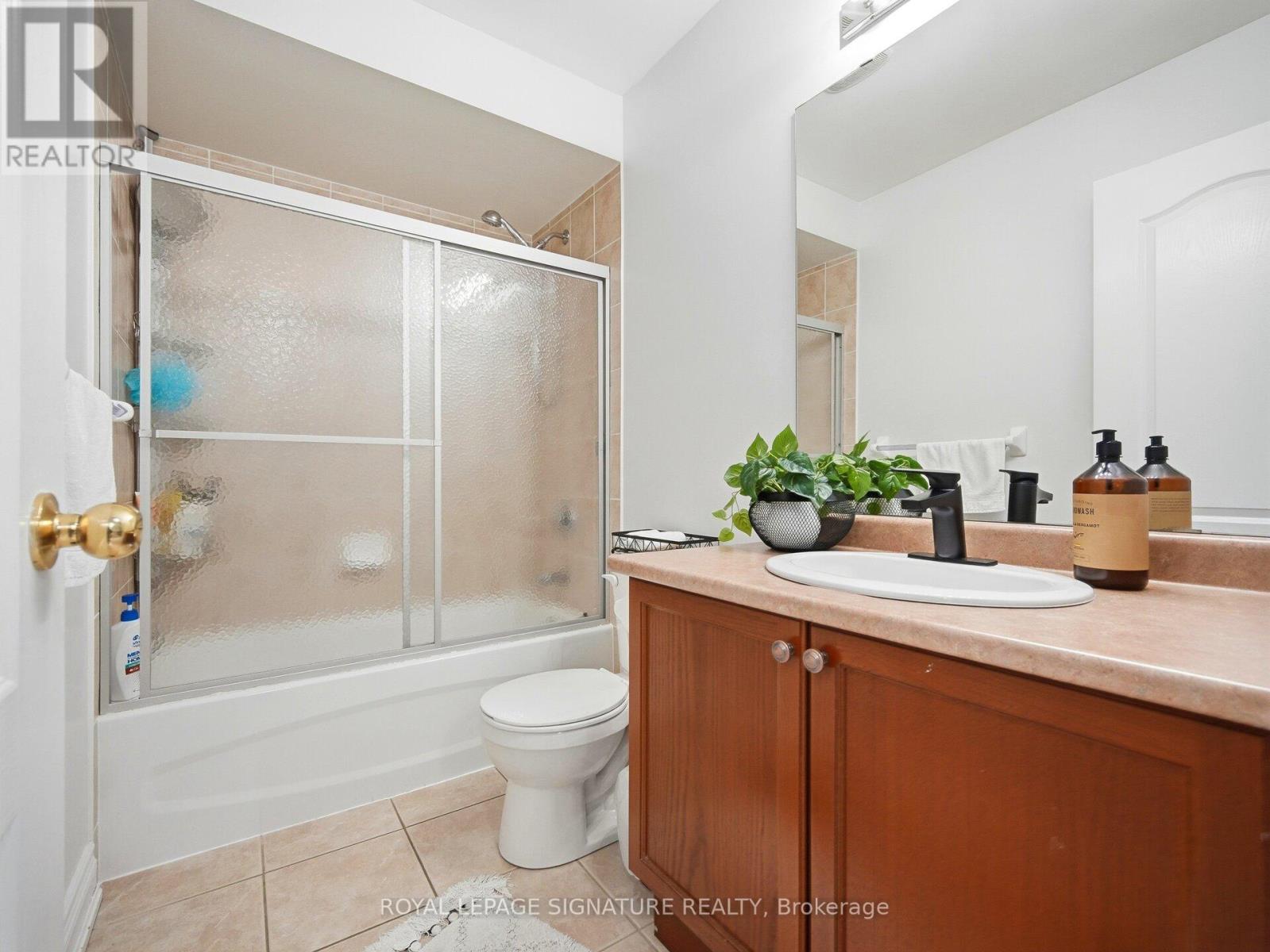 32 Toddville Road, Brampton, Ontario  L6P 3A3 - Photo 24 - W12785498