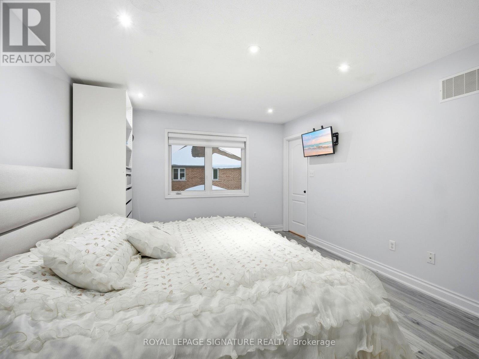 32 Toddville Road, Brampton, Ontario  L6P 3A3 - Photo 33 - W12785498