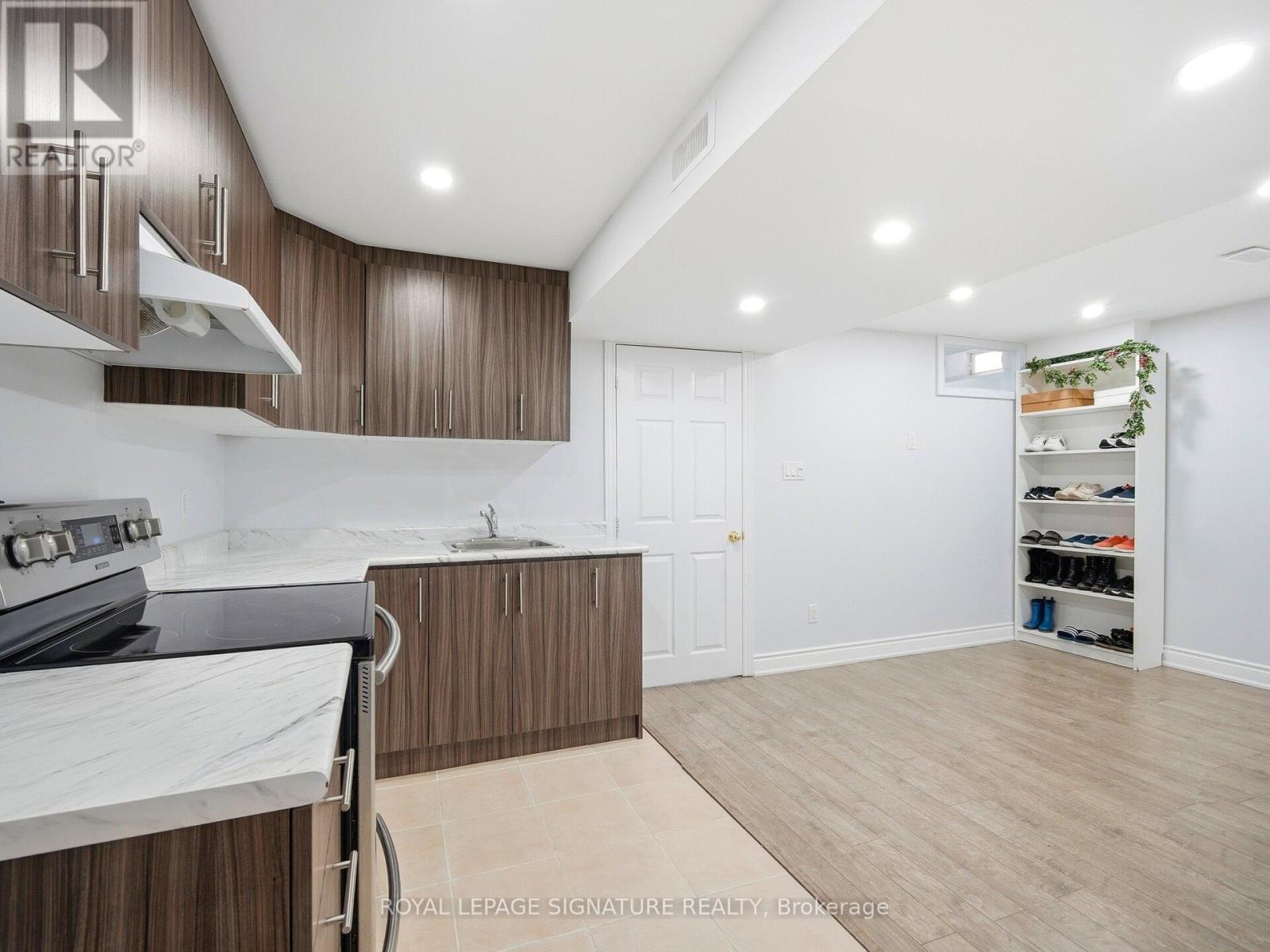 32 Toddville Road, Brampton, Ontario  L6P 3A3 - Photo 38 - W12785498