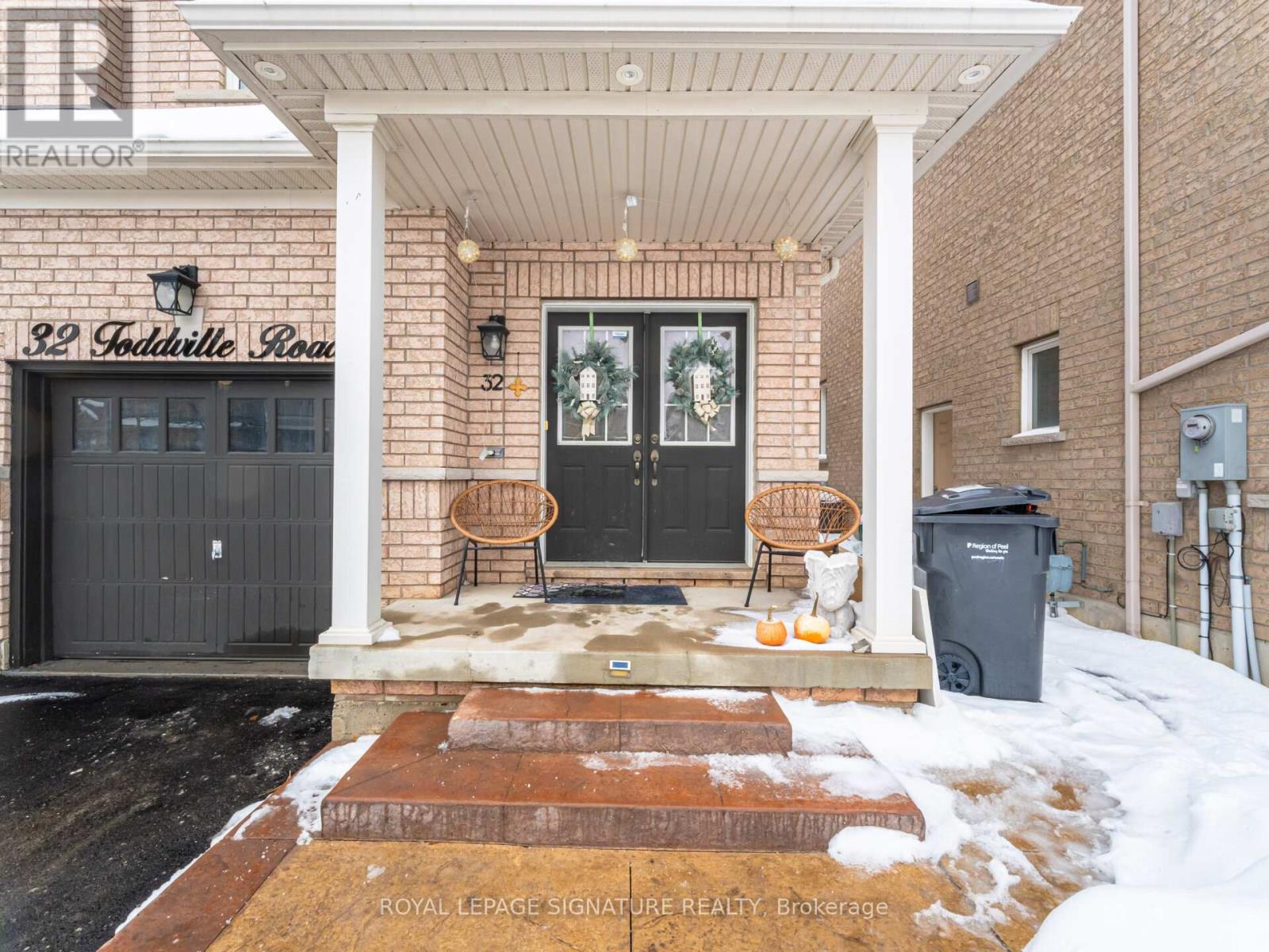 32 Toddville Road, Brampton, Ontario  L6P 3A3 - Photo 6 - W12785498