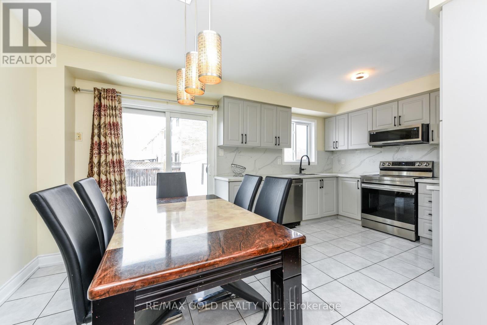 3409 Mcdowell Drive, Mississauga, Ontario  L5M 6R7 - Photo 18 - W12785522