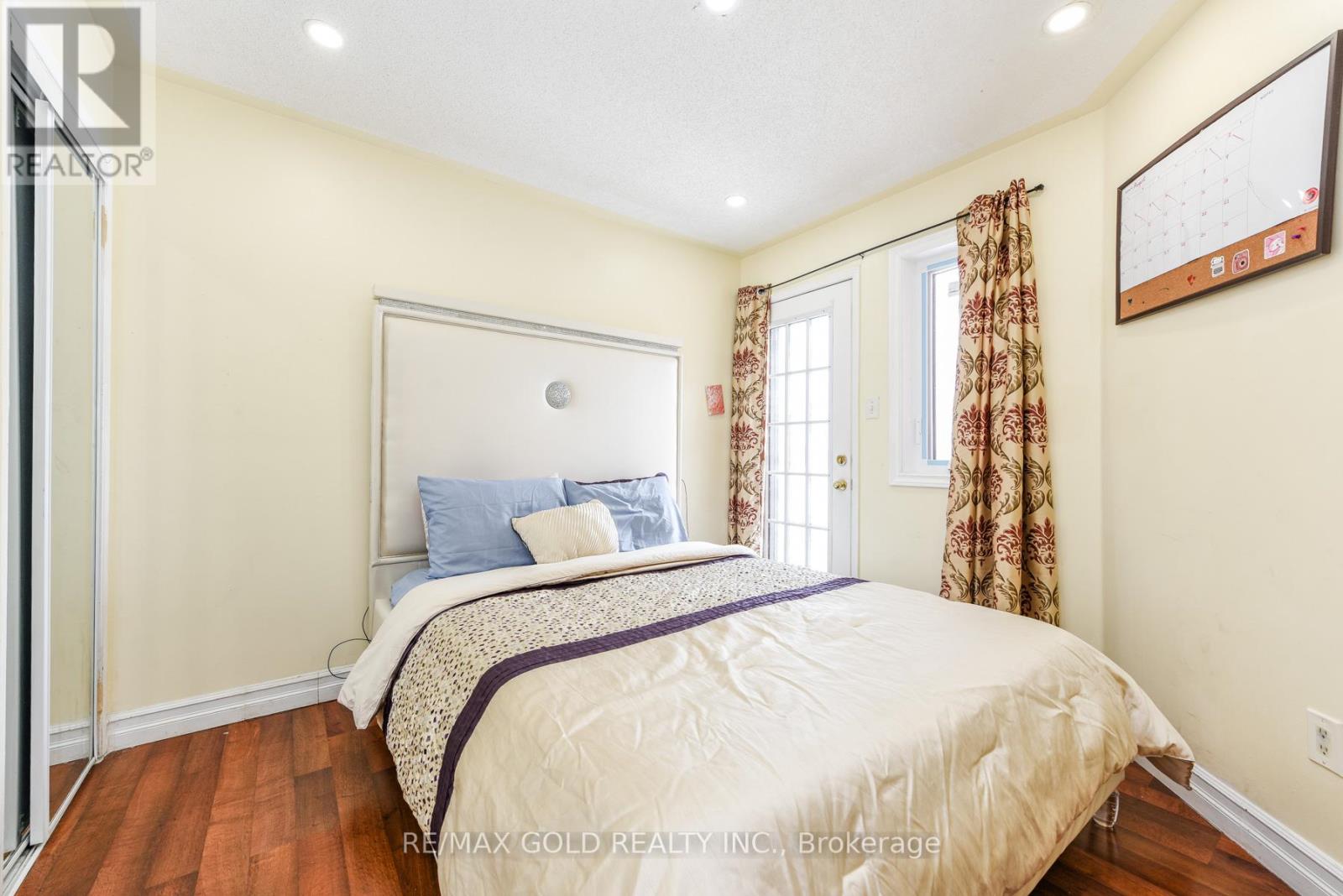 3409 Mcdowell Drive, Mississauga, Ontario  L5M 6R7 - Photo 28 - W12785522