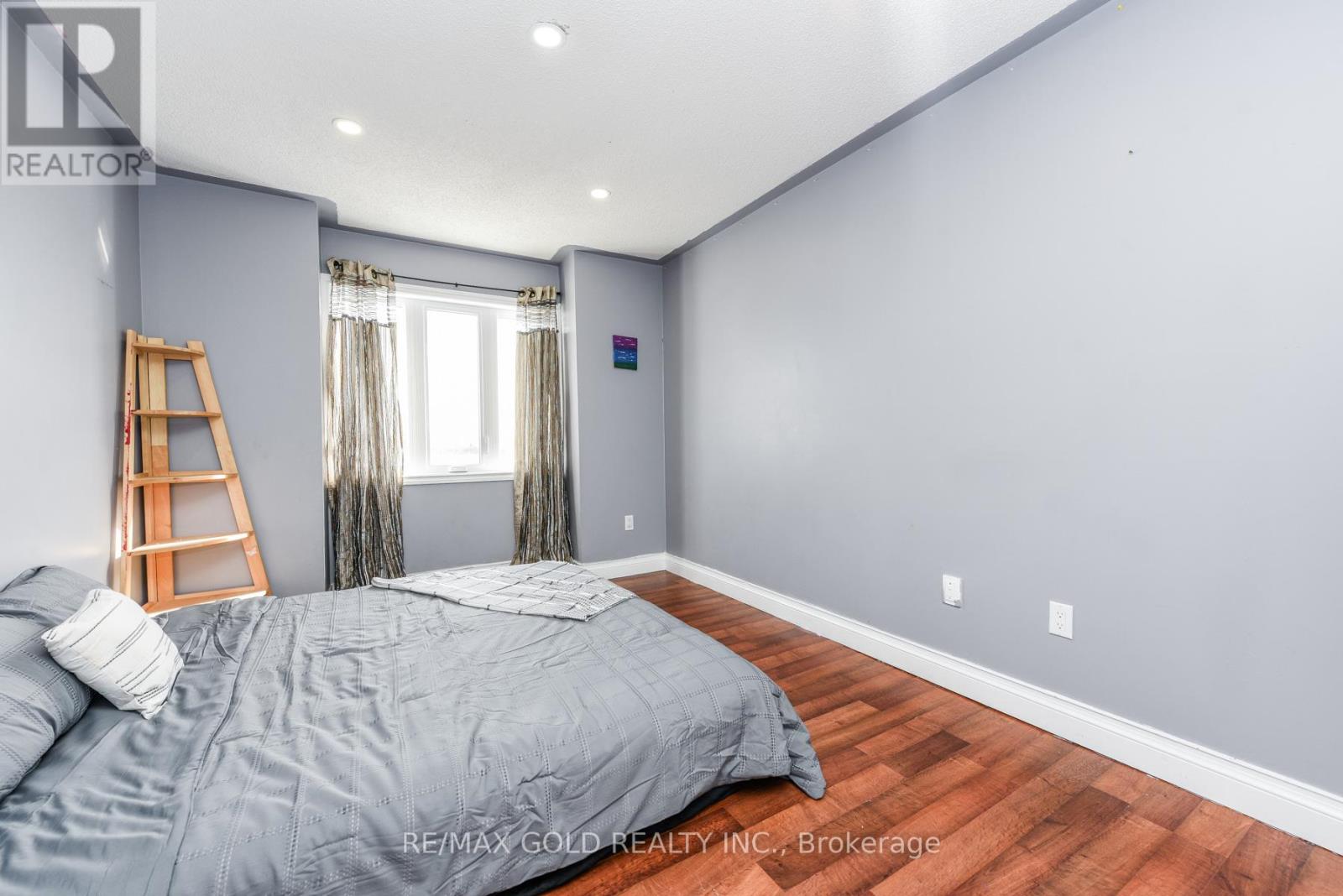 3409 Mcdowell Drive, Mississauga, Ontario  L5M 6R7 - Photo 33 - W12785522