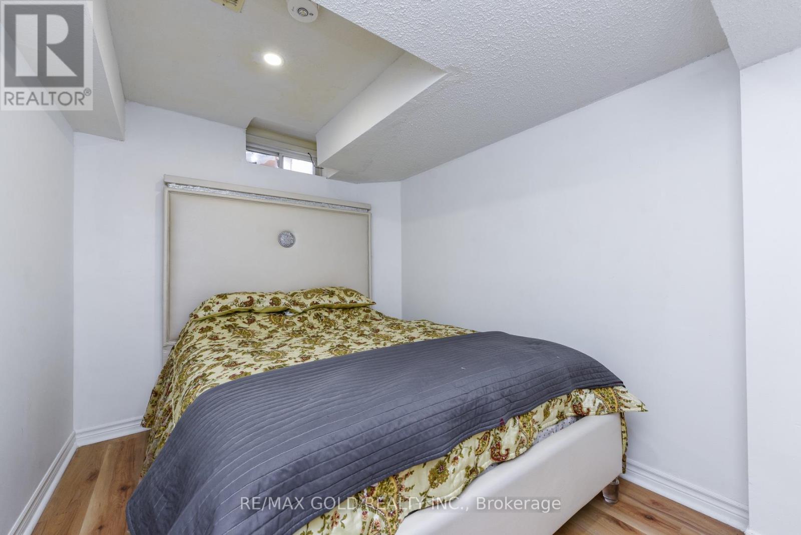 3409 Mcdowell Drive, Mississauga, Ontario  L5M 6R7 - Photo 40 - W12785522