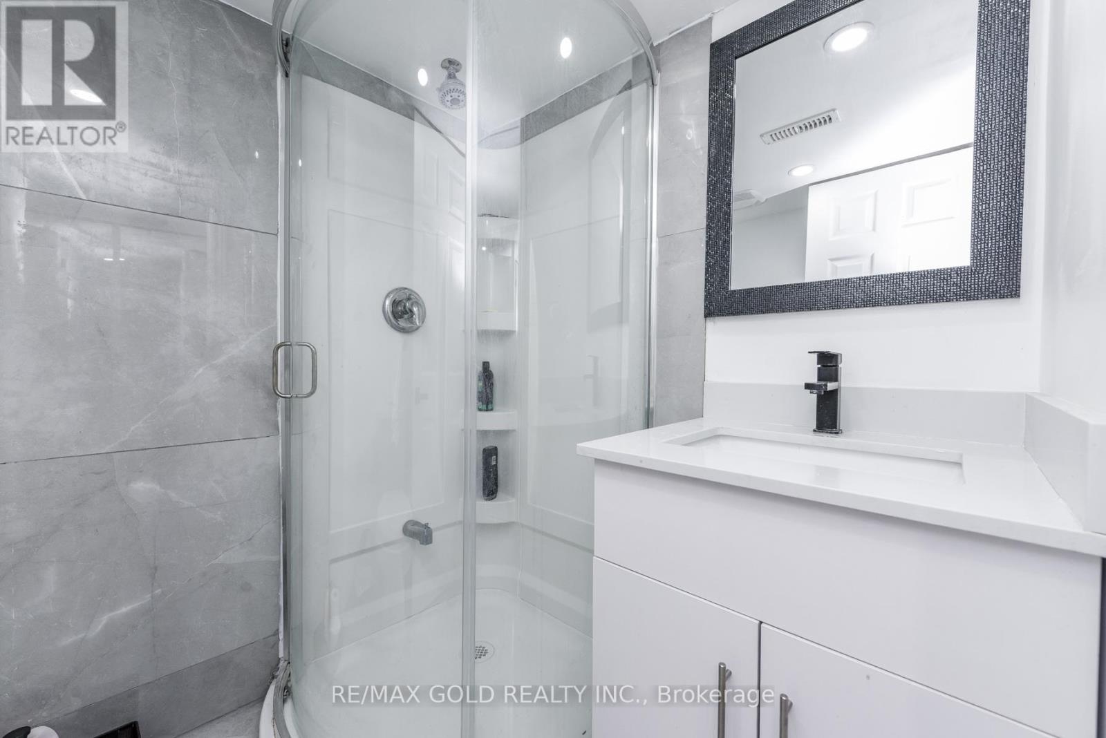 3409 Mcdowell Drive, Mississauga, Ontario  L5M 6R7 - Photo 45 - W12785522