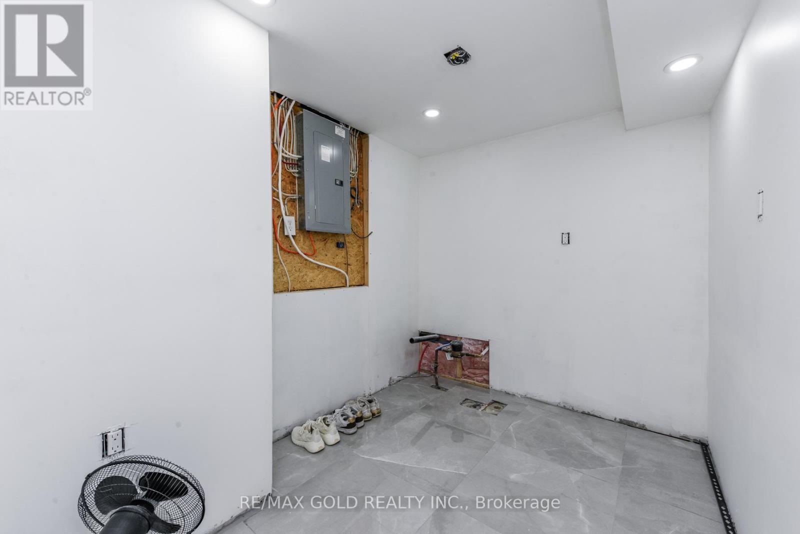 3409 Mcdowell Drive, Mississauga, Ontario  L5M 6R7 - Photo 47 - W12785522