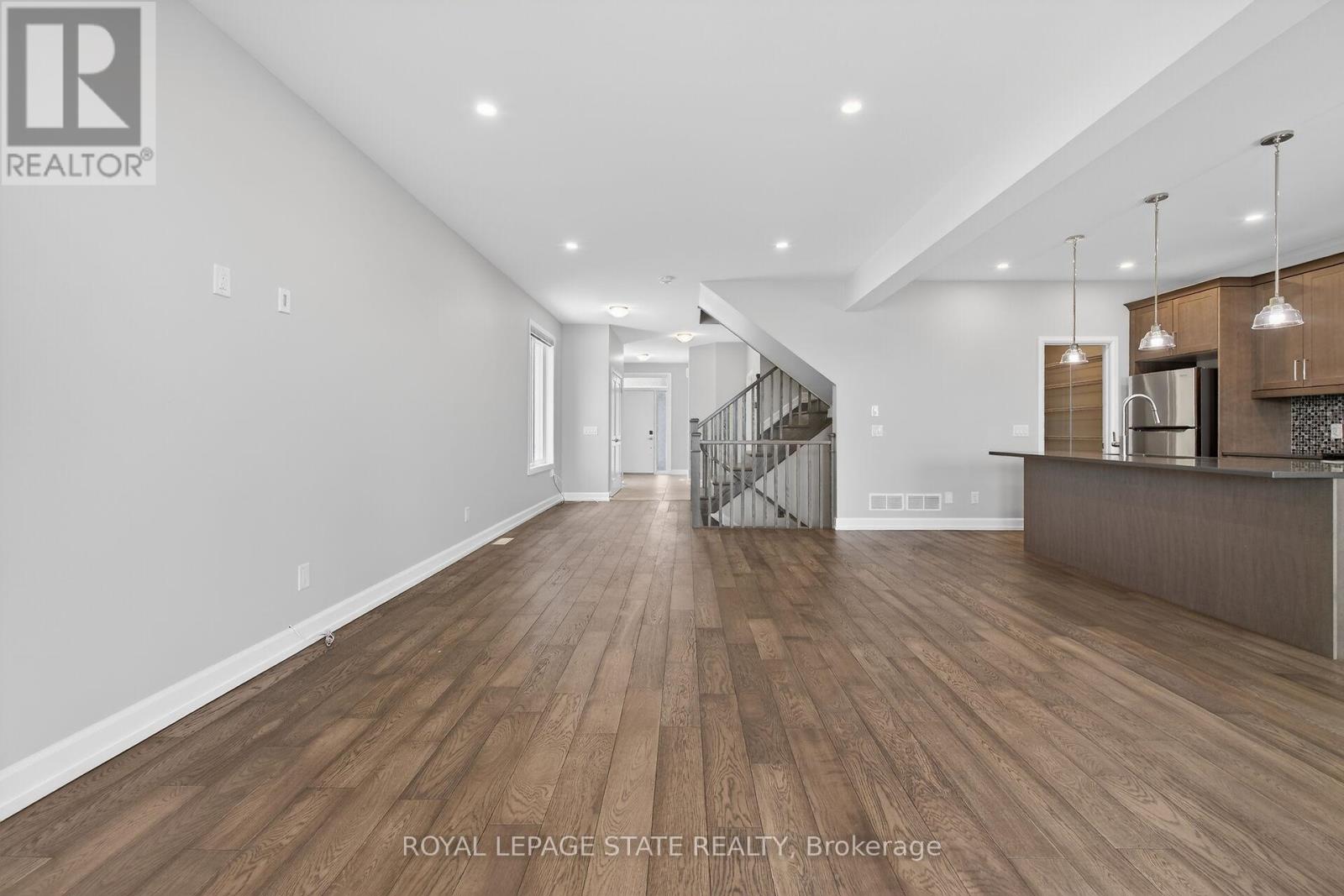 3951 Mitchell Crescent, Fort Erie, Ontario  L0S 1S0 - Photo 14 - X12785494