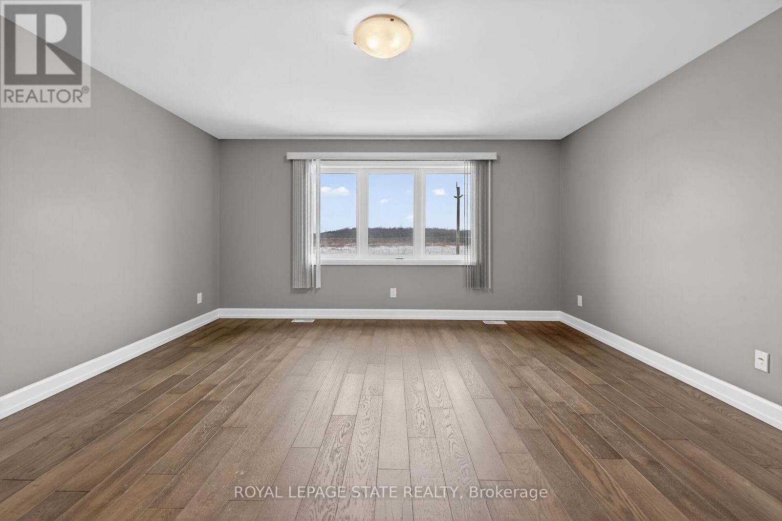 3951 Mitchell Crescent, Fort Erie, Ontario  L0S 1S0 - Photo 22 - X12785494