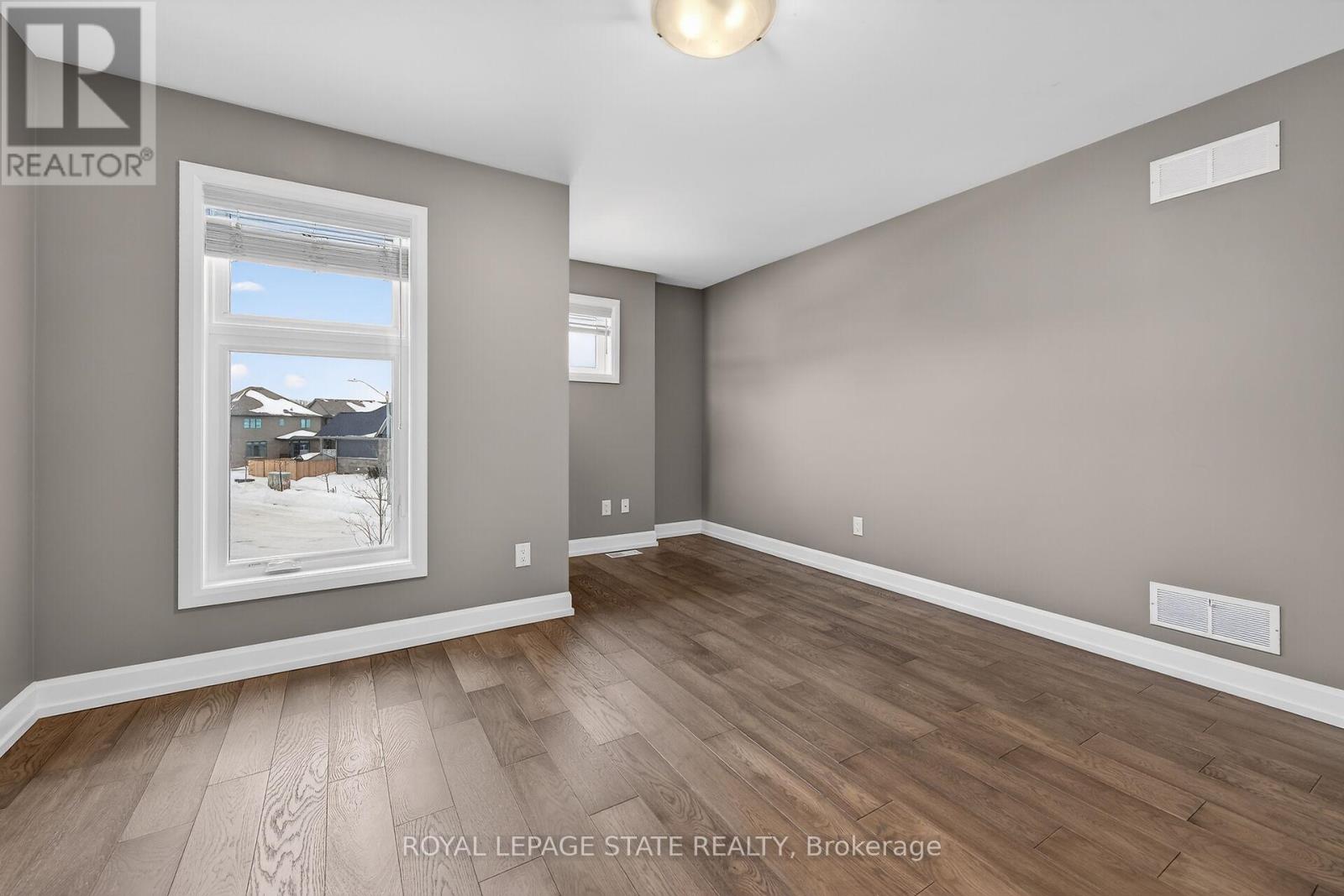 3951 Mitchell Crescent, Fort Erie, Ontario  L0S 1S0 - Photo 27 - X12785494