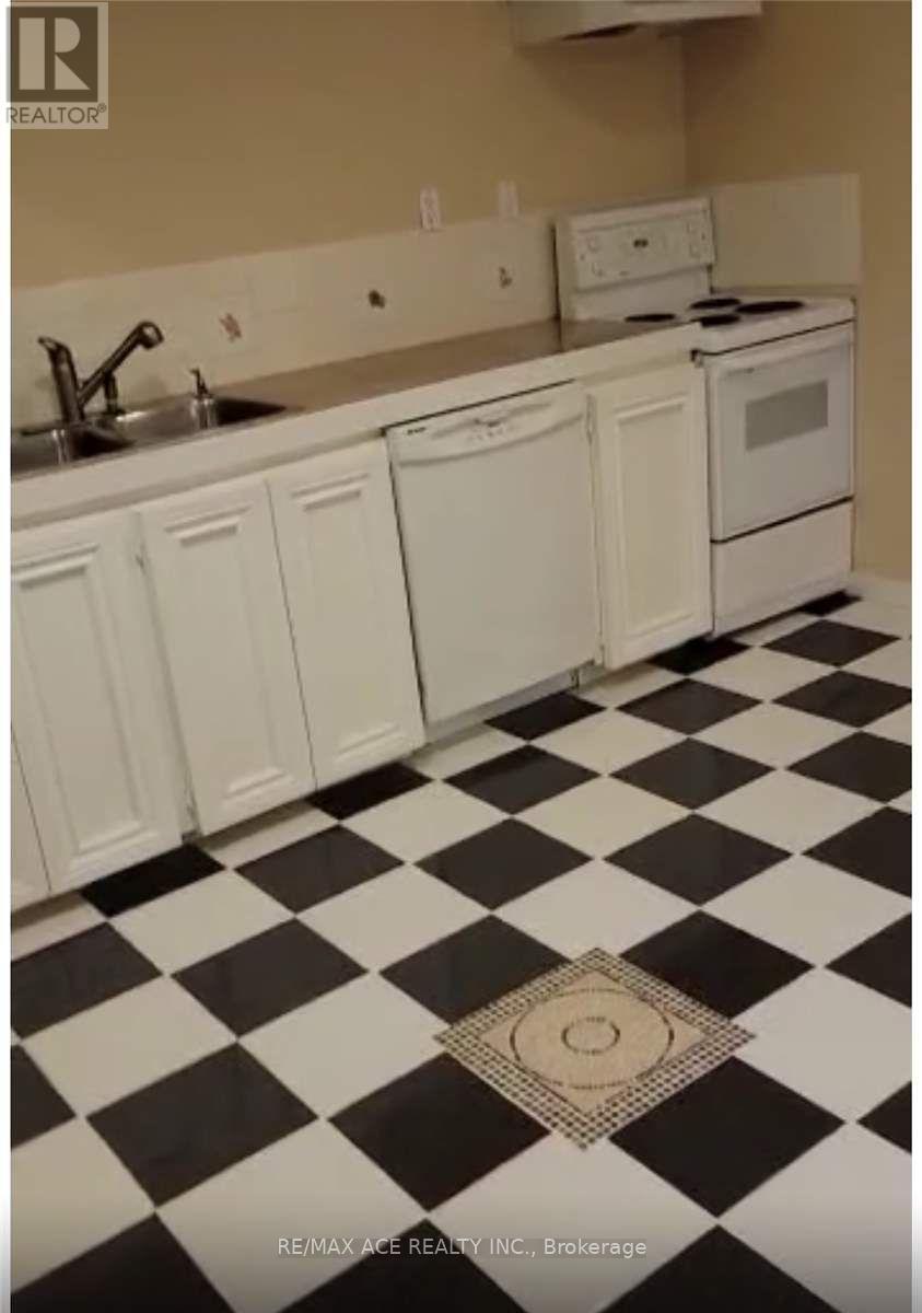 47 Silver Maple Road, Thorold, Ontario  L2V 5G5 - Photo 28 - X12785512