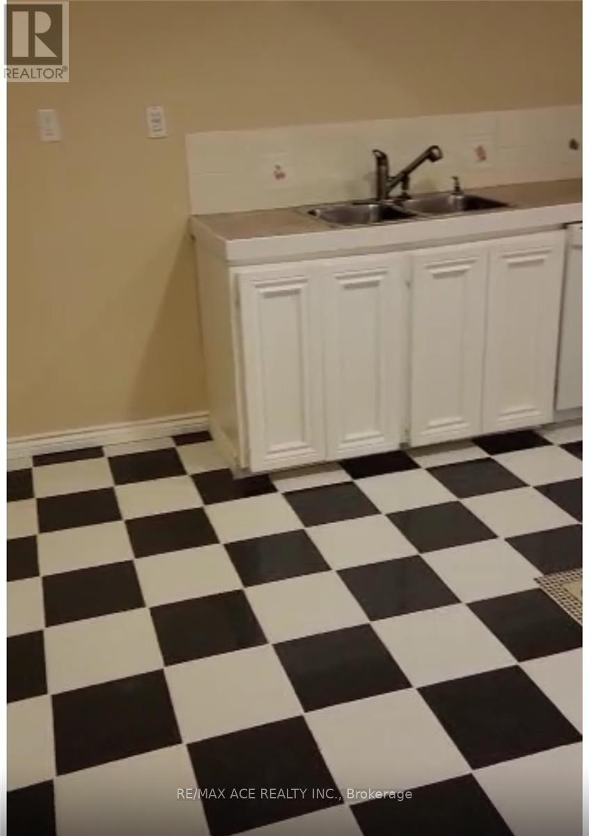 47 Silver Maple Road, Thorold, Ontario  L2V 5G5 - Photo 30 - X12785512