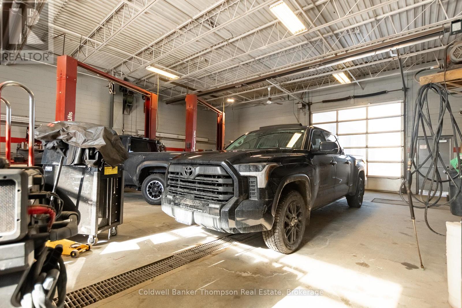 69 Centre Street N, Huntsville, Ontario P1H 1T4 - Photo 12 - X12785532