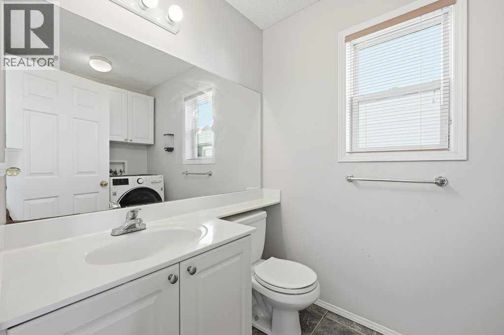 1009 Country Hills Circle Nw, Calgary, Alberta  T3K 4W7 - Photo 8 - A2279886