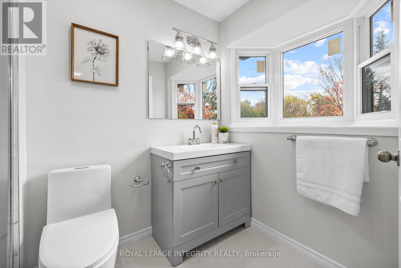 83 Saddle Crescent, Ottawa, Ontario  K1G 5L3 - Photo 22 - X12785584