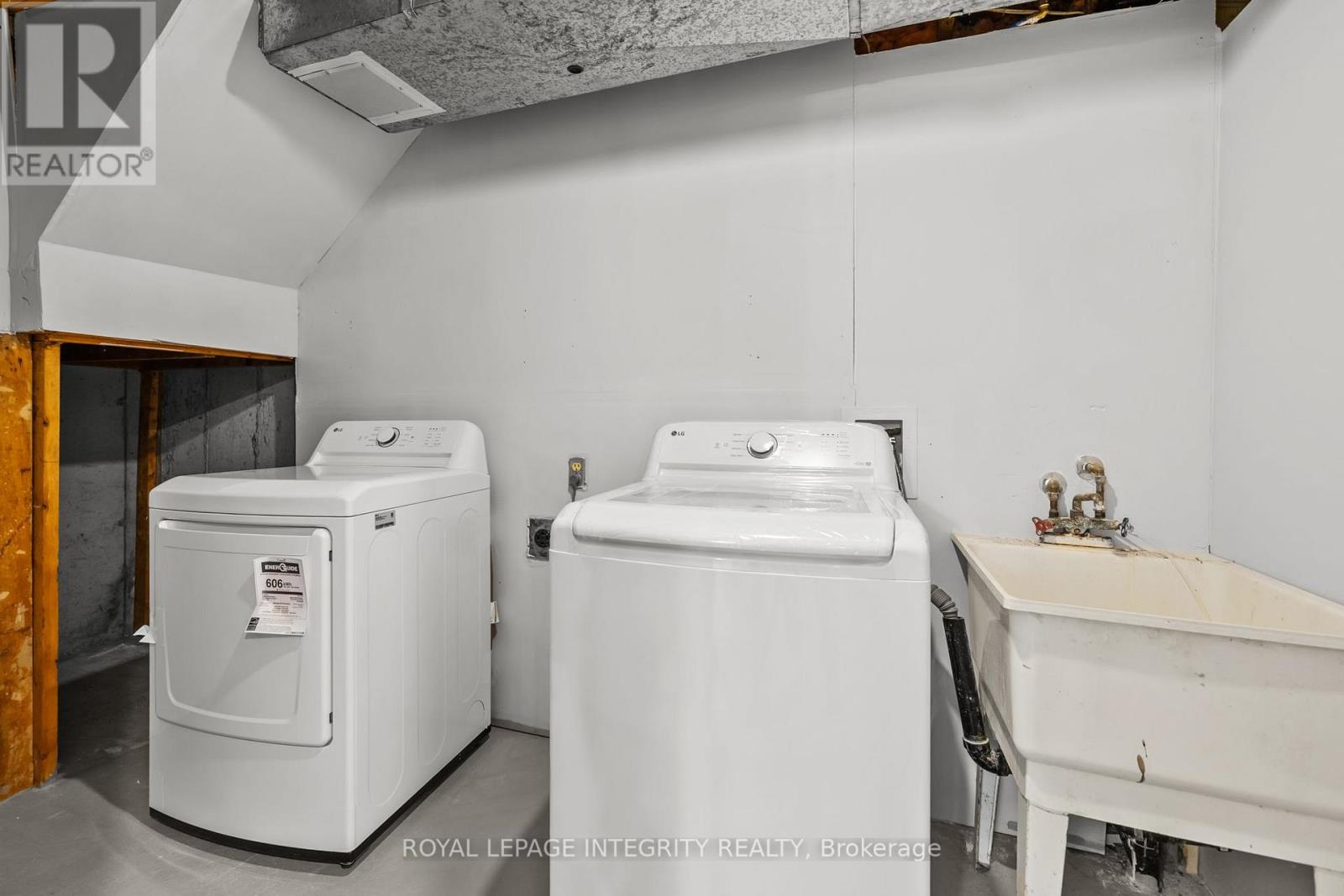 83 Saddle Crescent, Ottawa, Ontario  K1G 5L3 - Photo 32 - X12785584